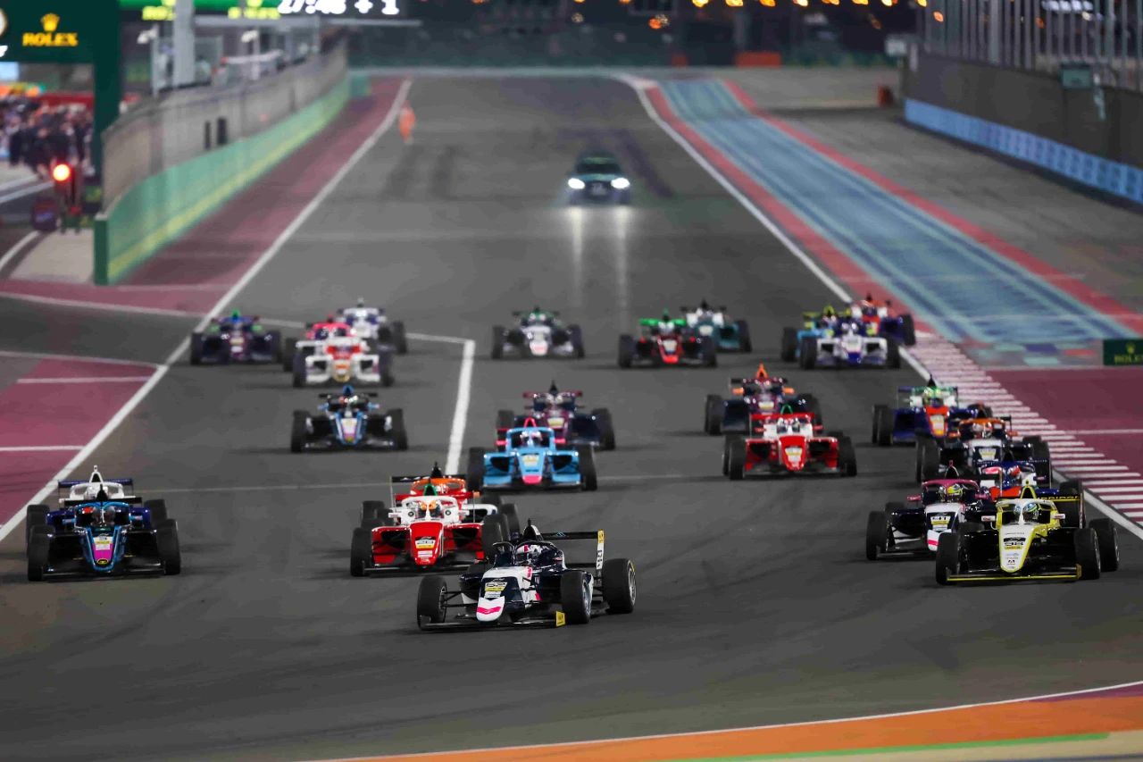 <b>Giltaire and Olivieri Crowned 2025 Formula Middle East Champions</b>